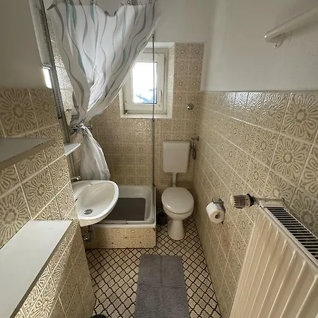Ruhige 3-zimmerwohnung Im Norden Bremens Fuer Monteure Und Geschaeftsreisende Pm 35 Eg 아파트 브레멘