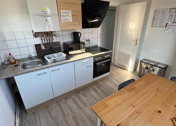 Ruhige 3-zimmerwohnung Im Norden Bremens Fuer Monteure Und Geschaeftsreisende Pm 35 Eg *